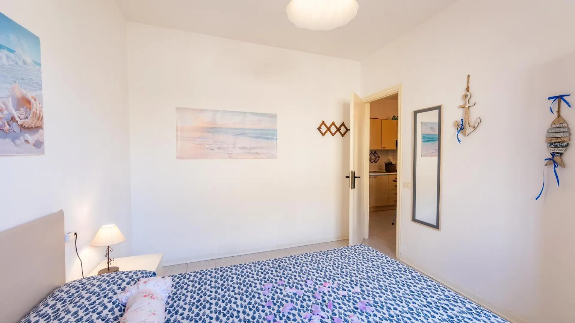Lovely Apartment With Terrace Porto Azzurro