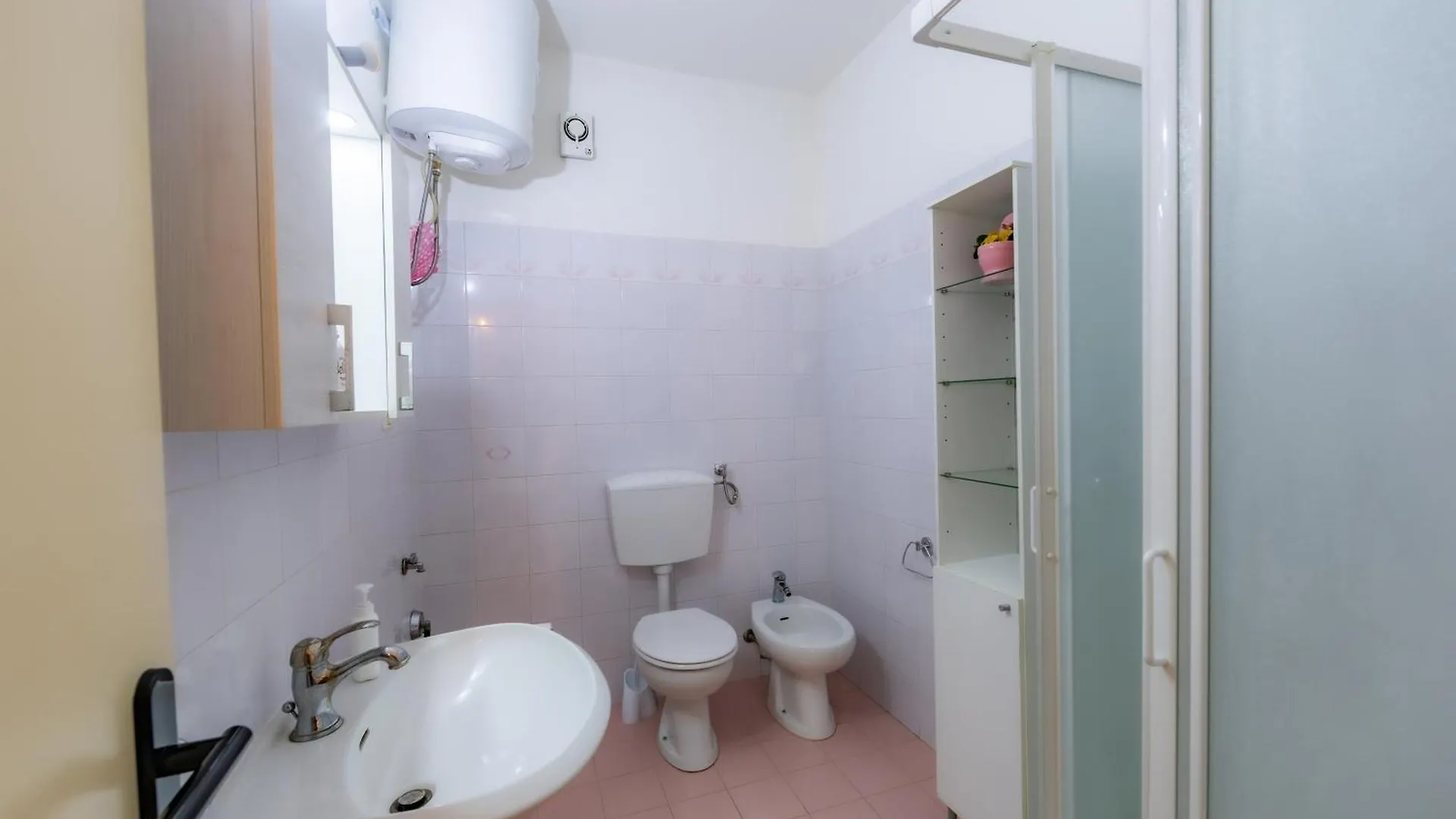 Lovely Apartment With Terrace Porto Azzurro